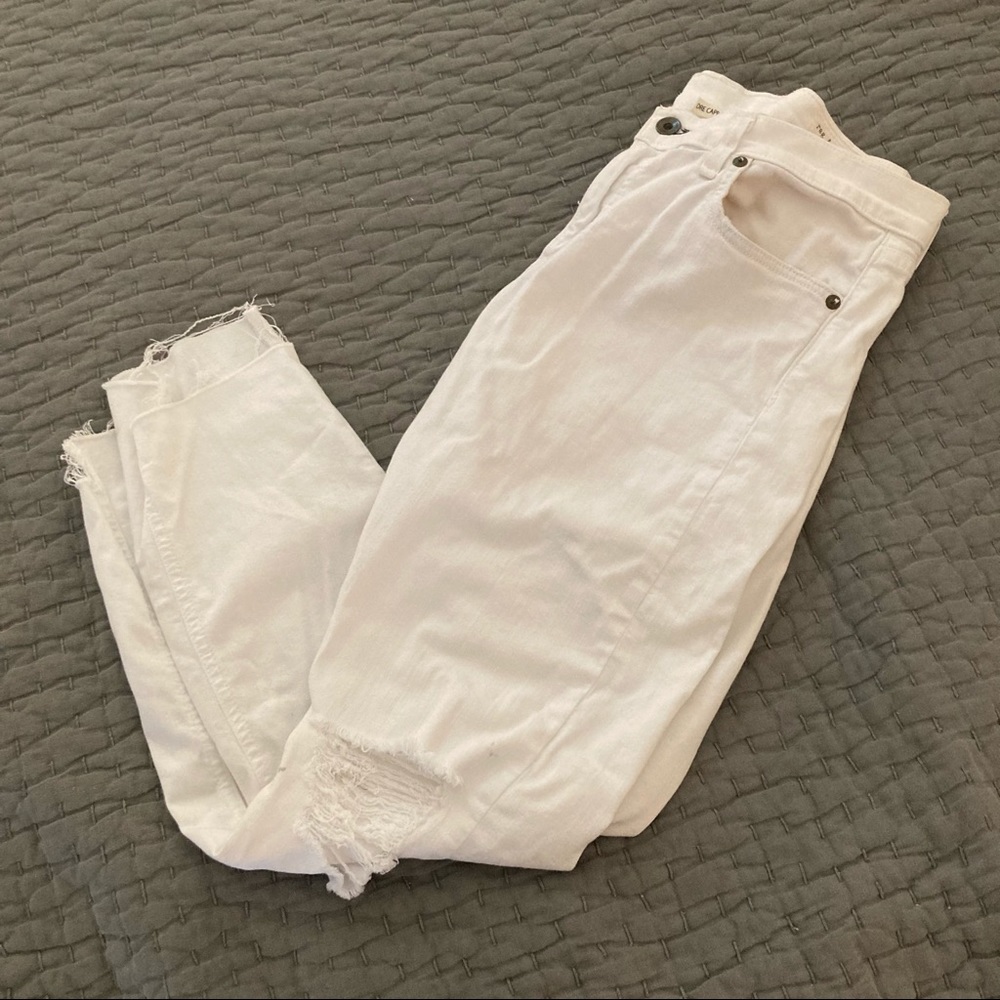 Rag and Bone Dre Capri white distressed size 30
